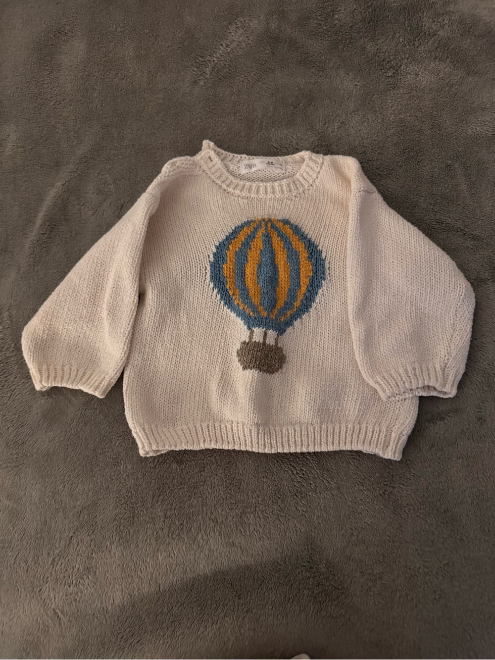 Zara Cream Knit Sweater with Blue and Mustard Hot Air Balloon